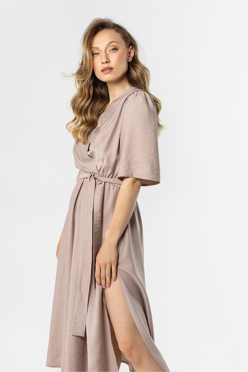  Robe de jour model 225341 awama 