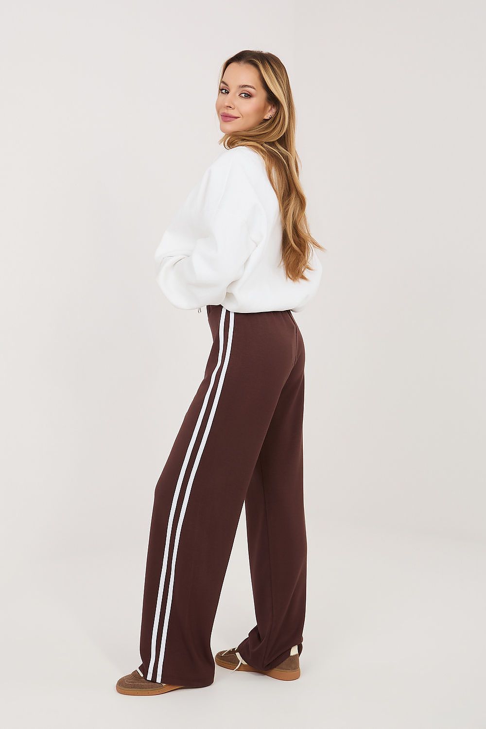 Pantalon survêtement model 226153 Relevance 