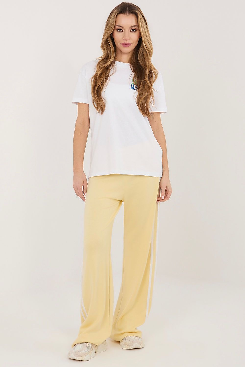  Pantalon survêtement model 226155 Relevance 