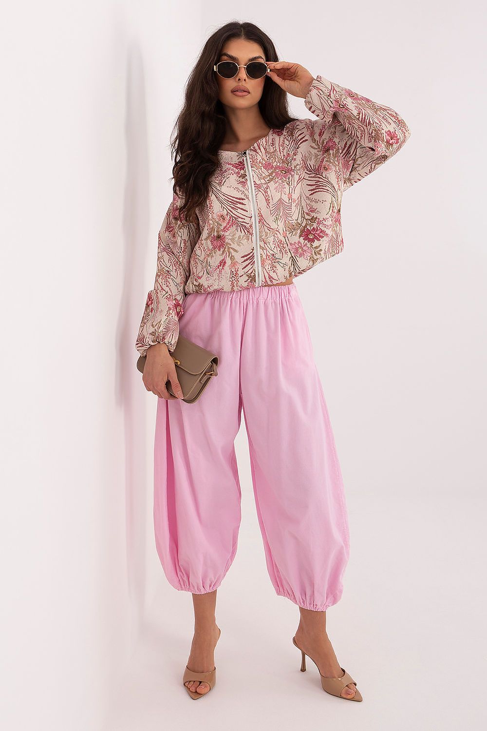 Pantalon en velours côtelé model 226235 Italy Moda 
