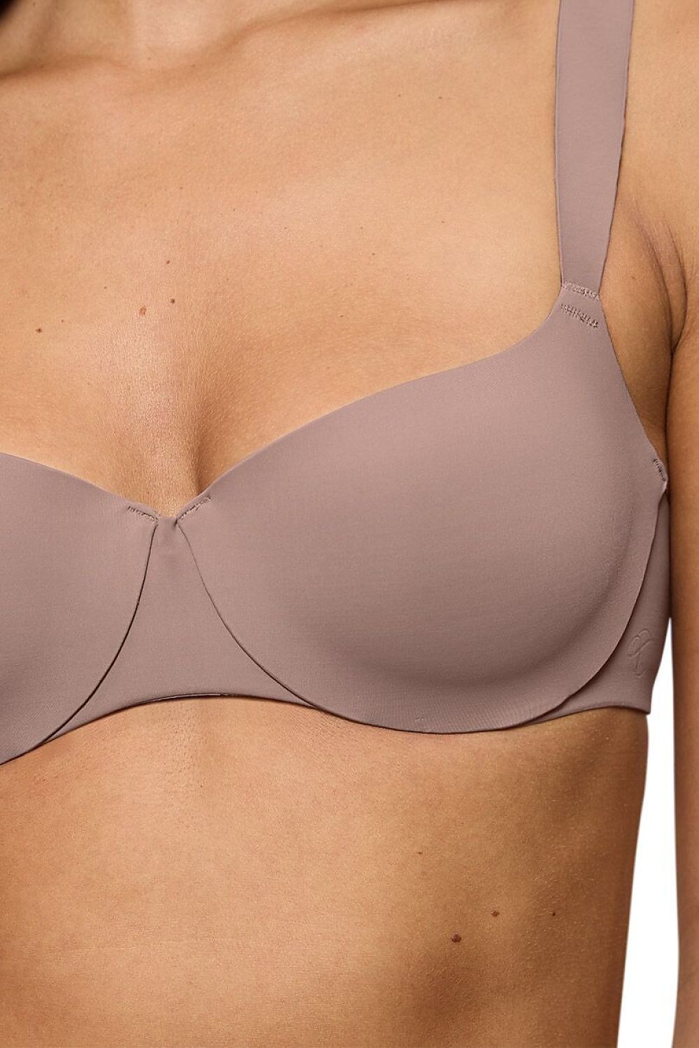  Soutien-gorge sans-bretelles model 229325 Triumph 