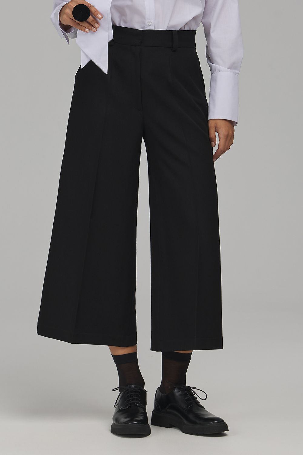  Pantalon femme model 230987 Nife 