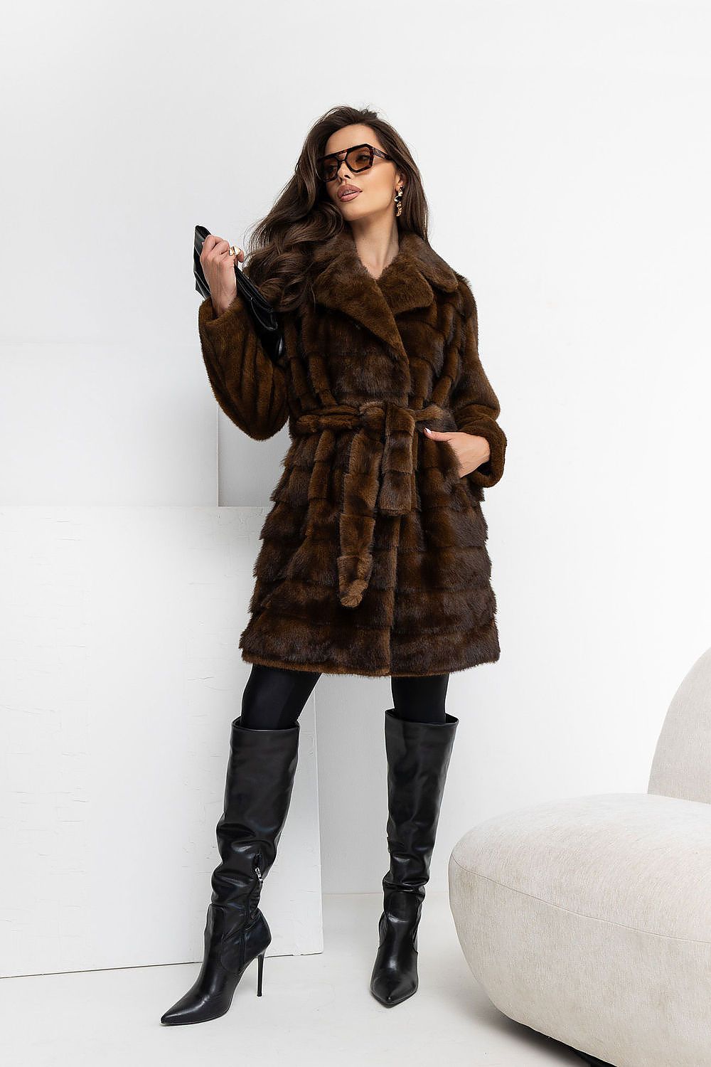  Manteau model 231154 Factory Price 