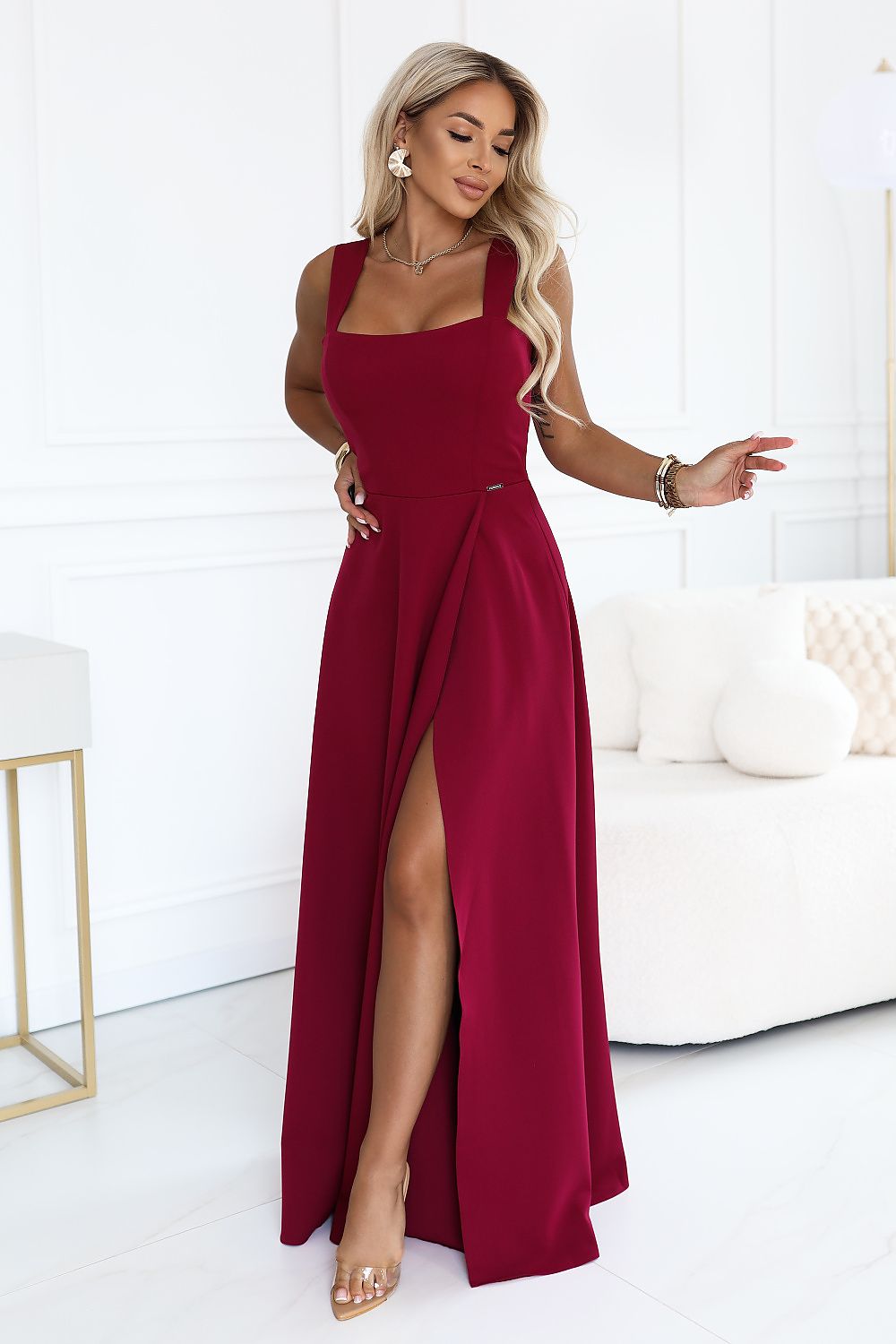  Robe longue model 231224 Numoco 