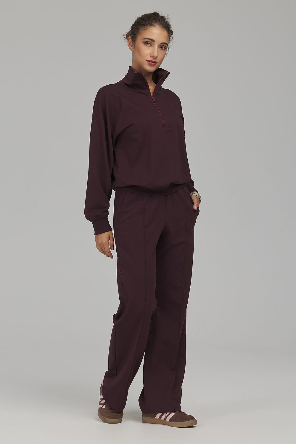  Pantalon survêtement model 231378 Nife 