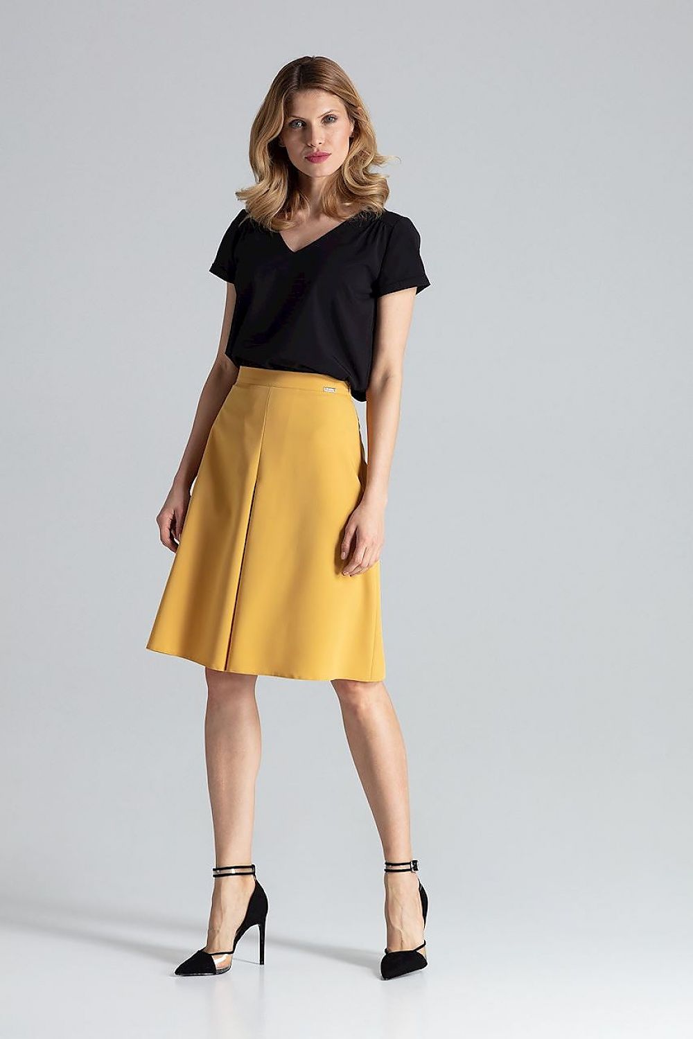  Jupe model 132468 Figl 