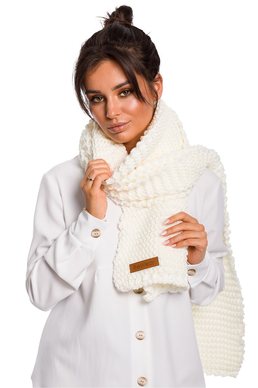  Châle model 136411 BE Knit 