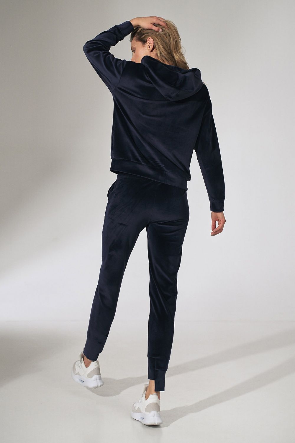  Pantalon survêtement model 151805 Figl 