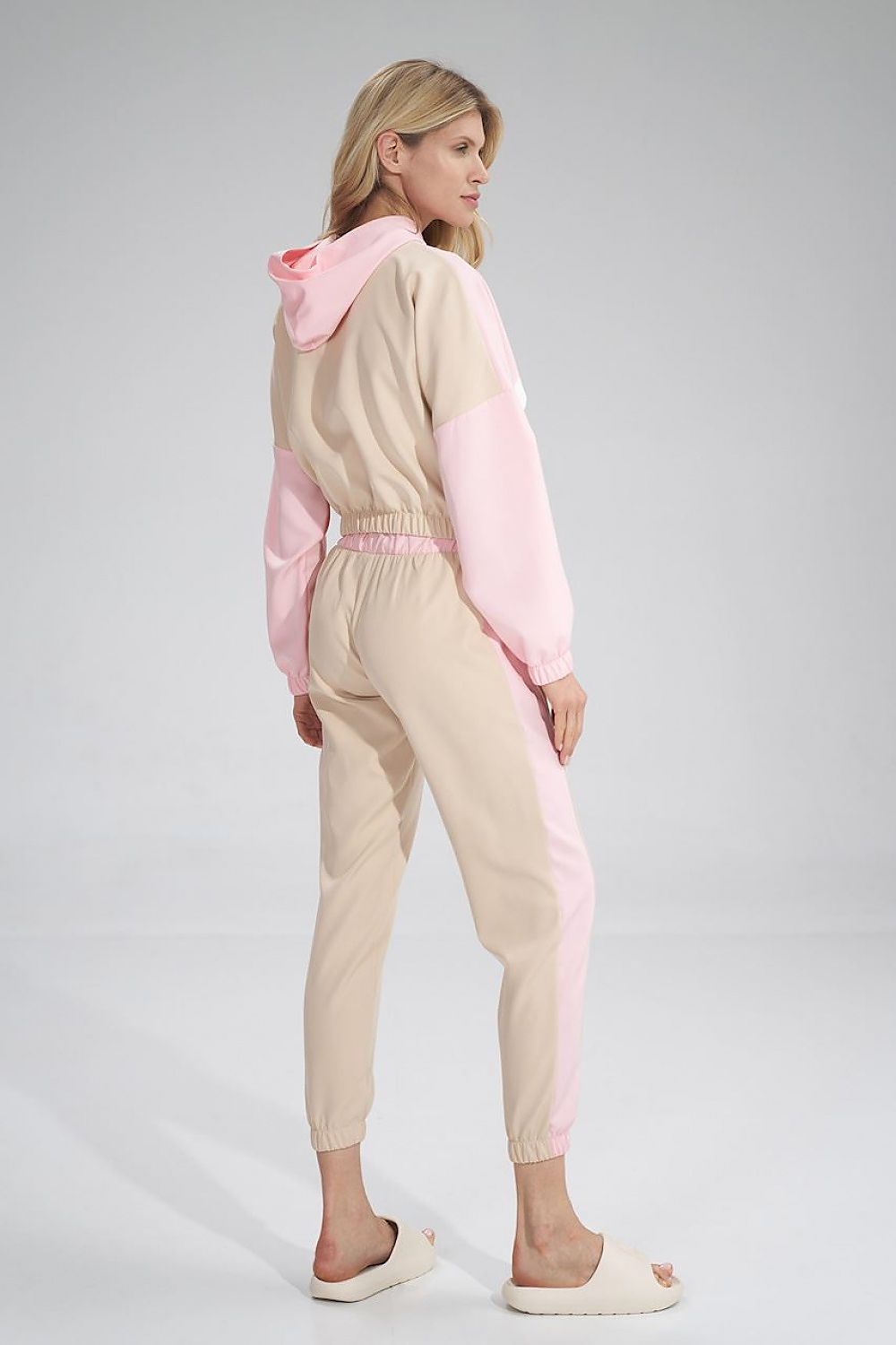  Pantalon survêtement model 154689 Figl 
