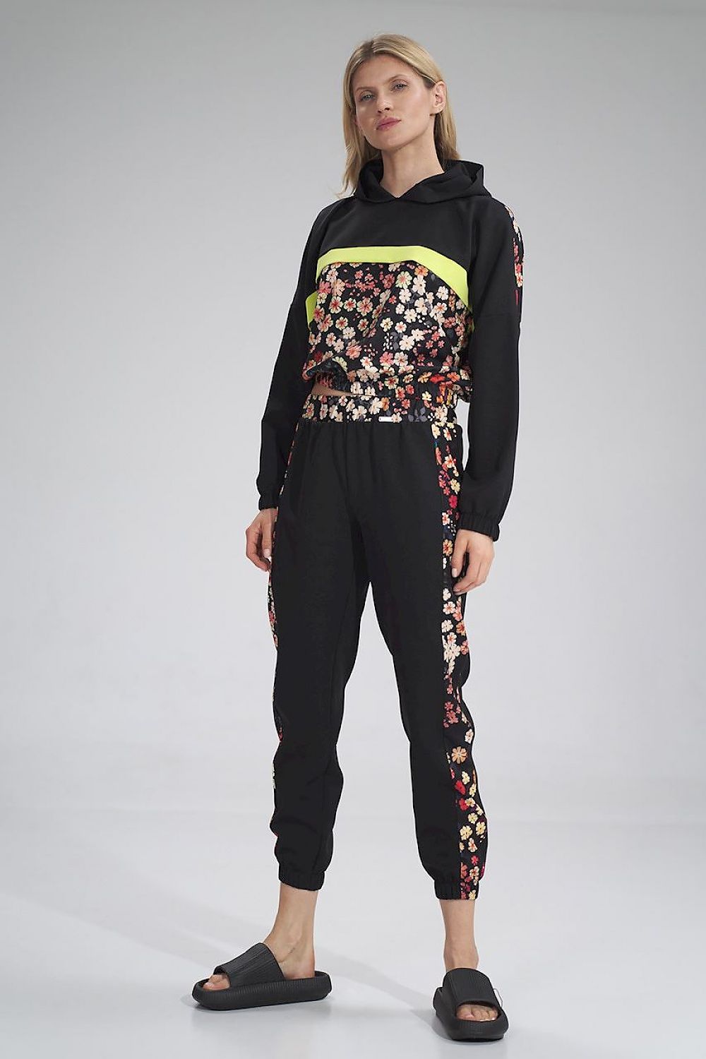  Pantalon survêtement model 154691 Figl 