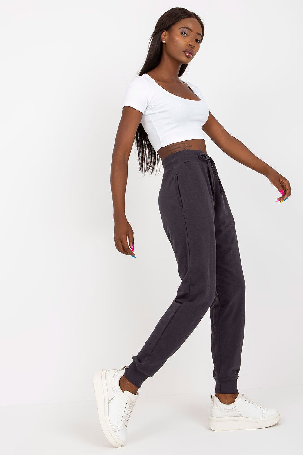  Pantalon survêtement model 169717 BFG 