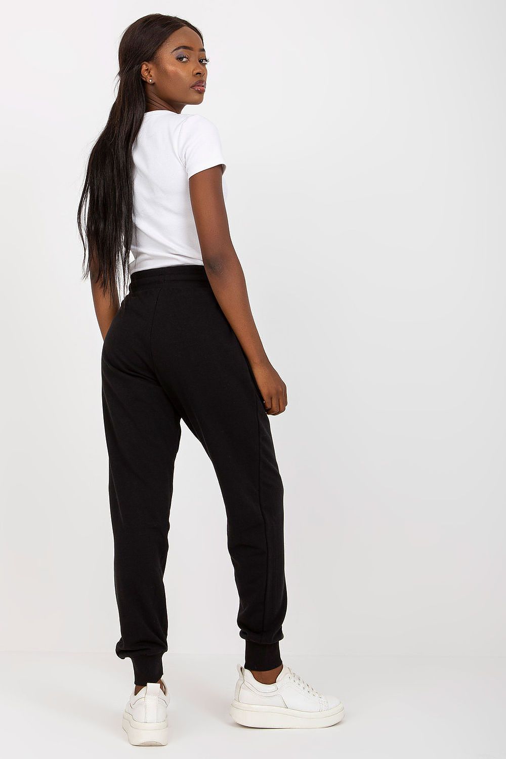  Pantalon survêtement model 169720 BFG 
