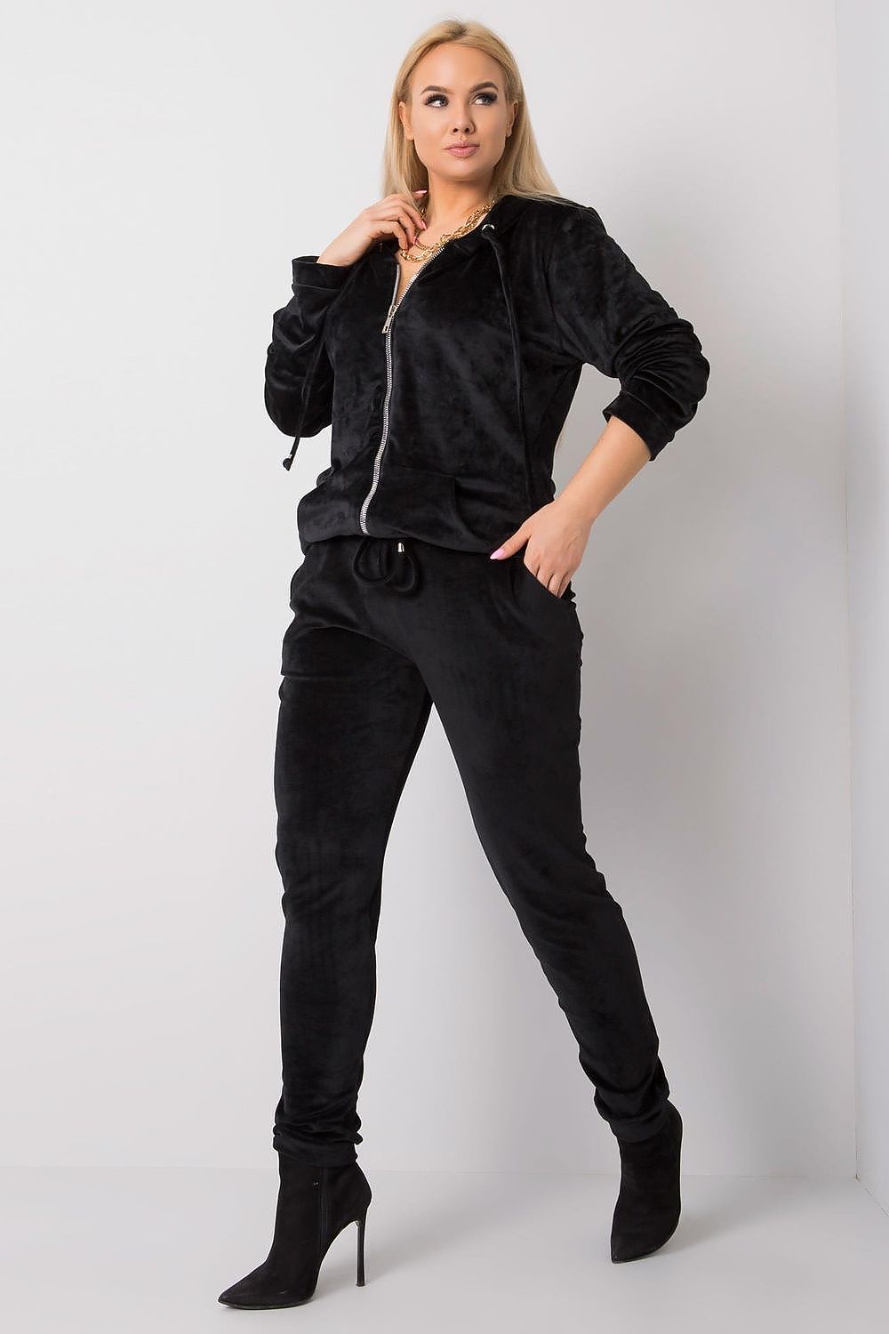  L`ensemble model 171045 Relevance 
