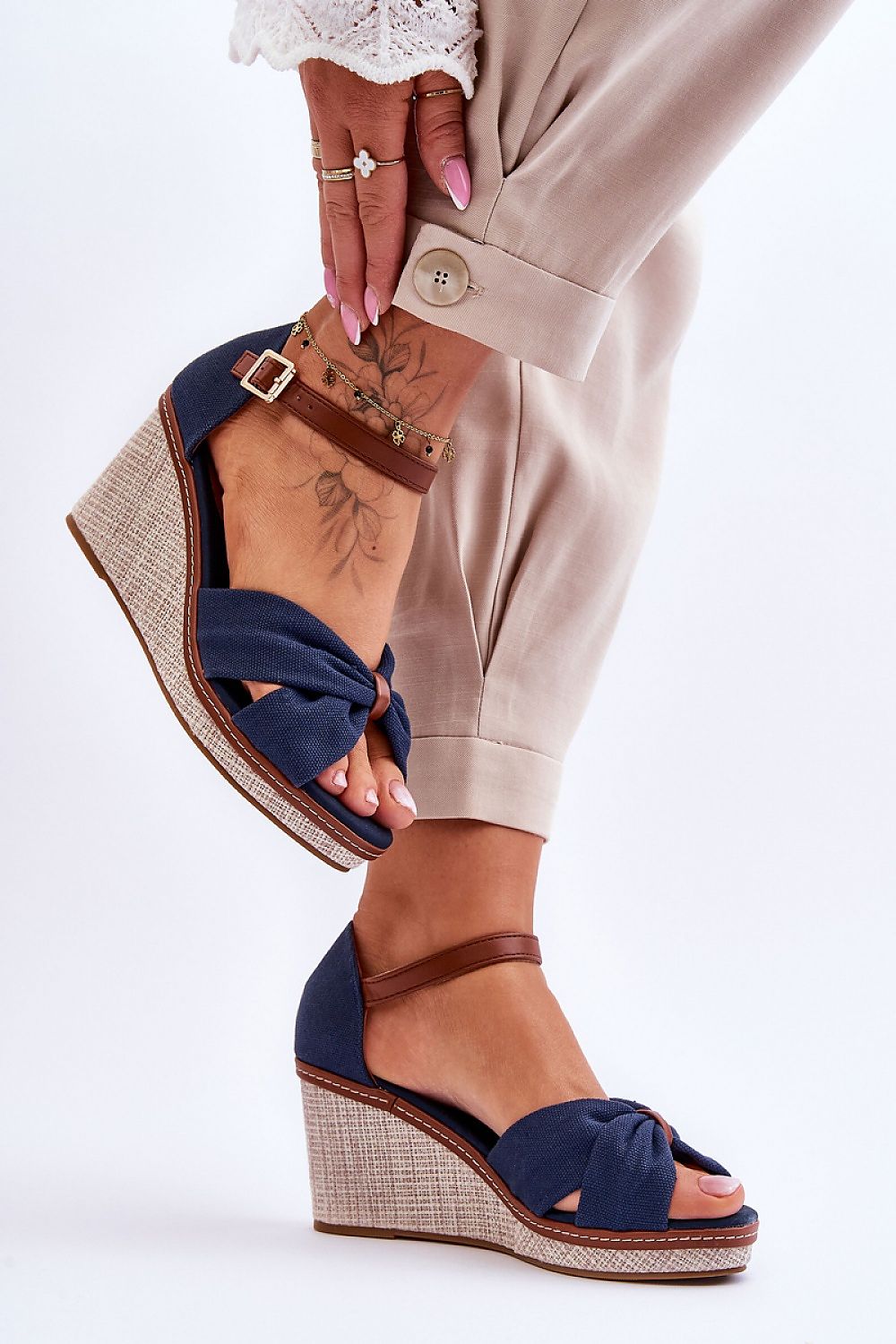 Cothurnes model 179859 Step in style 