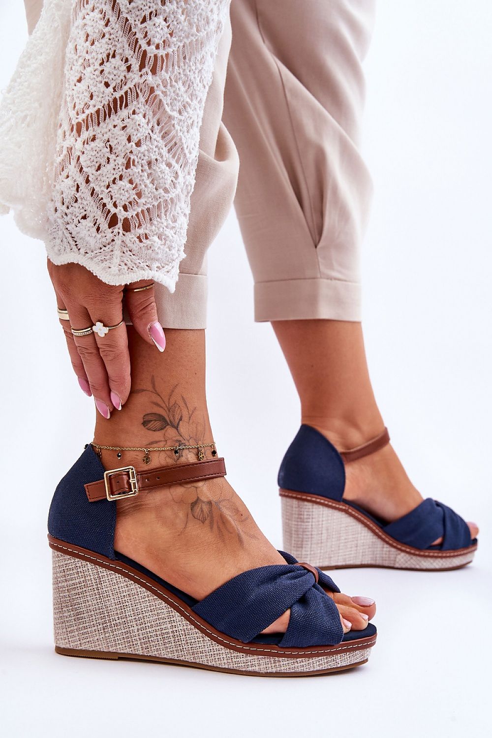  Cothurnes model 179859 Step in style 