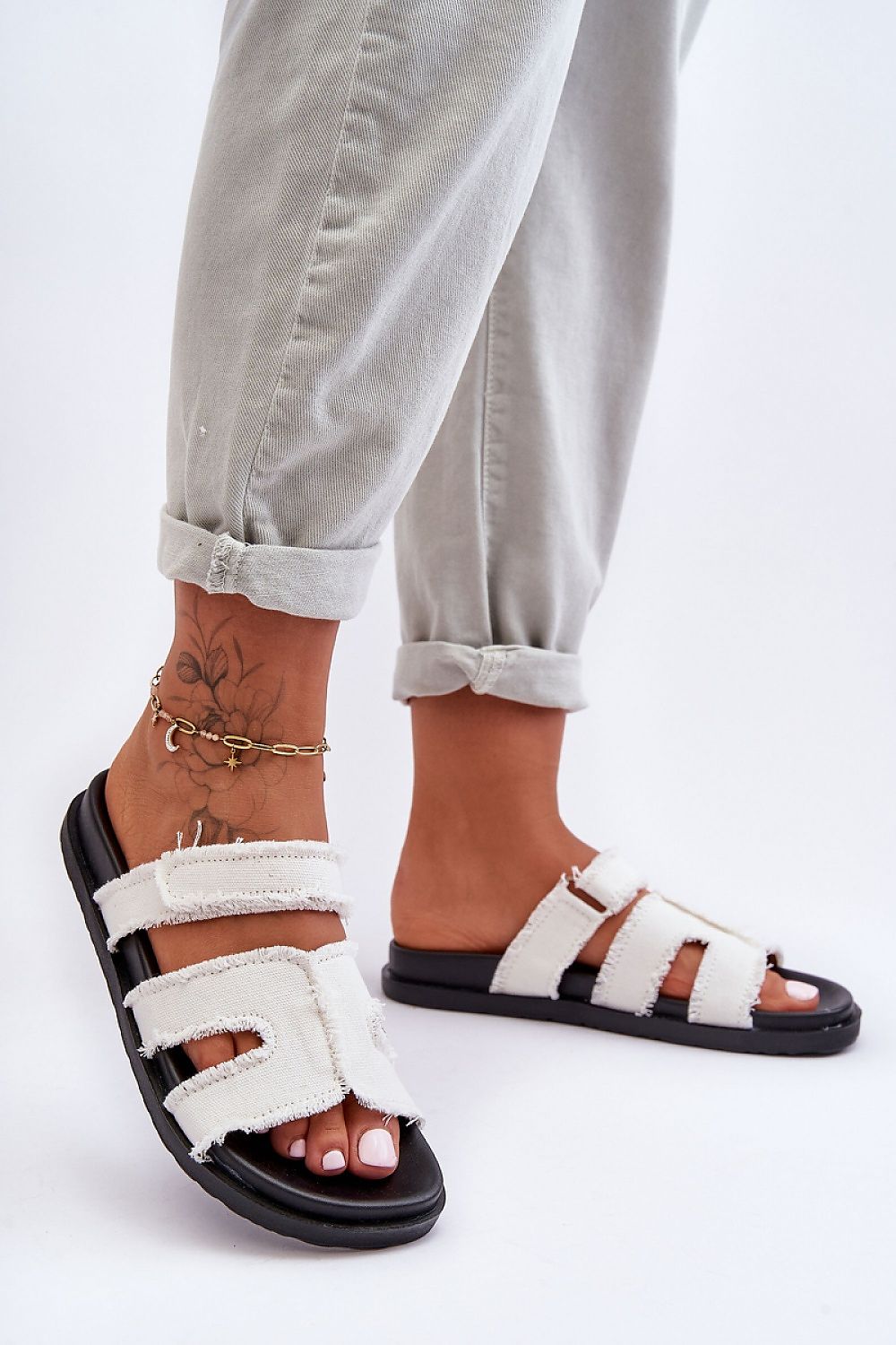  Clacquettes model 183455 Step in style 