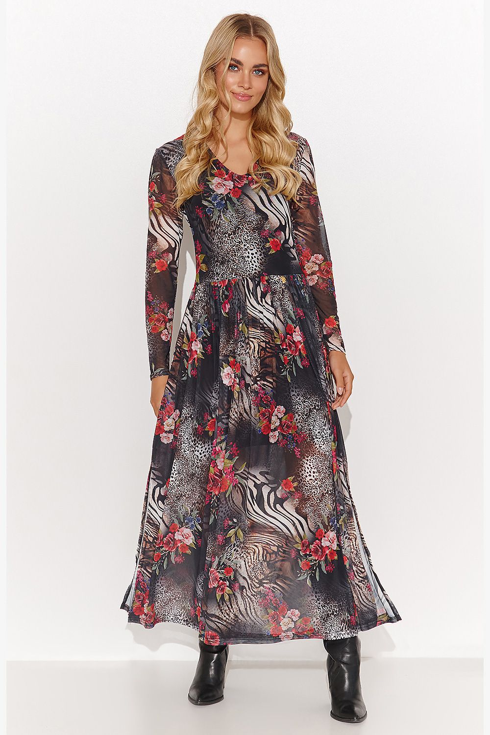  Robe de jour model 184806 Makadamia 