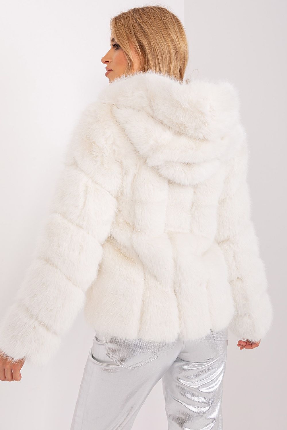  Veste model 186725 AT 