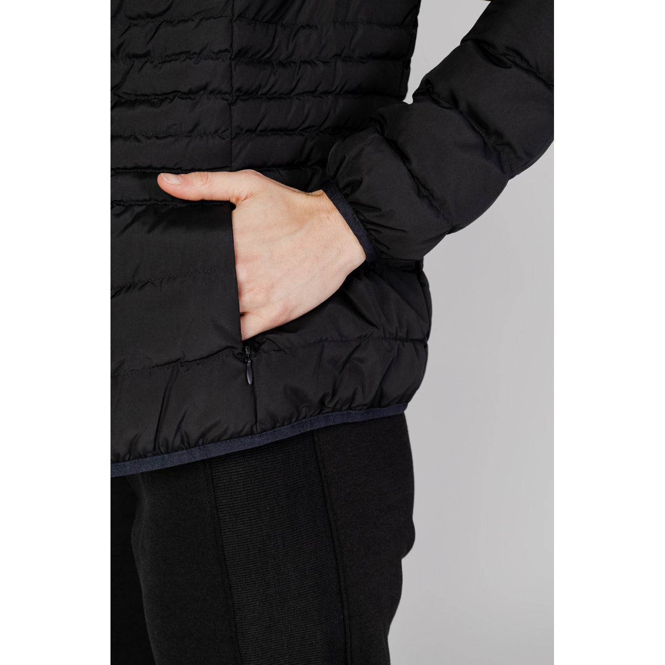 Ea7 Femme Vestes