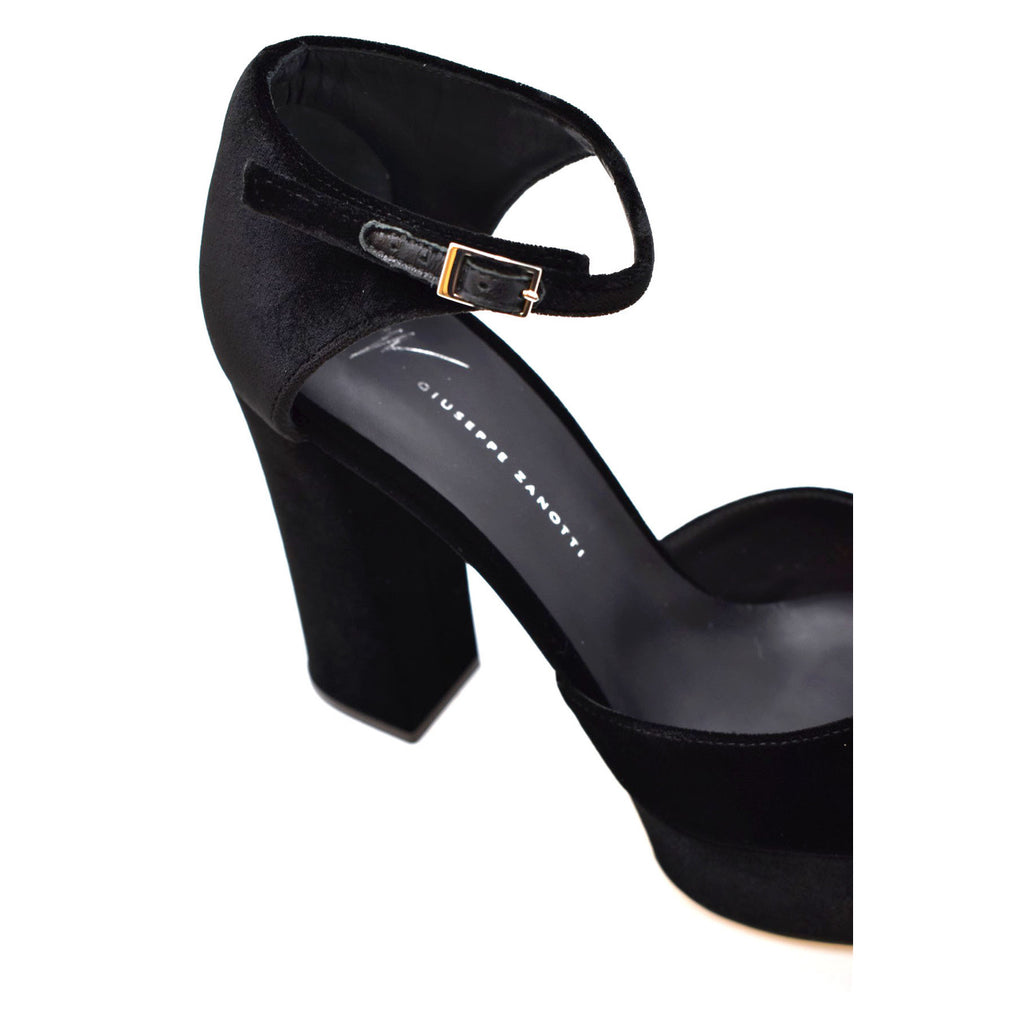 Giuseppe Zanotti  Femme Sandales