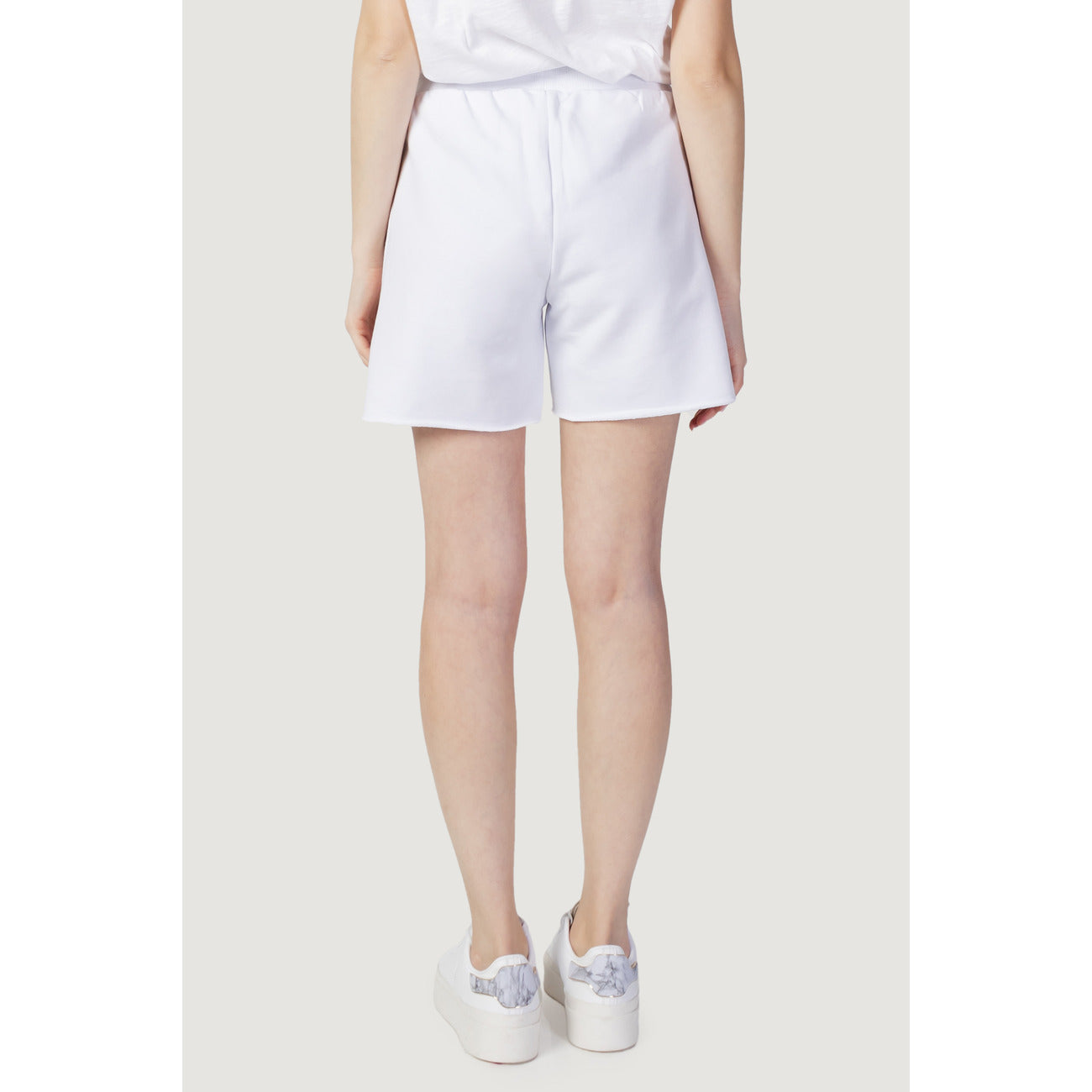 Blauer Femme Shorts