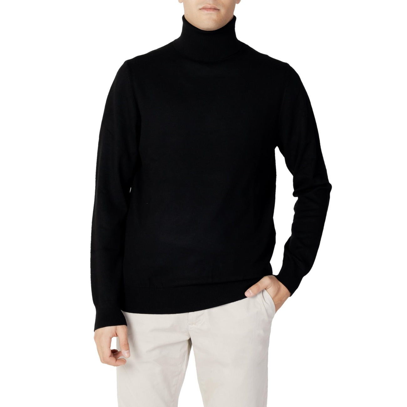 Diktat Homme Pulls